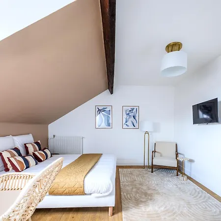 Studio Confortable Anciennes Ecuries Rehabilitee Issy-les-Moulineaux Esterno foto
